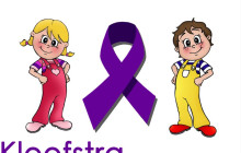 Vente de crêpes au marché de Noyal-Pontivy en soutien à l'association Kleefstra